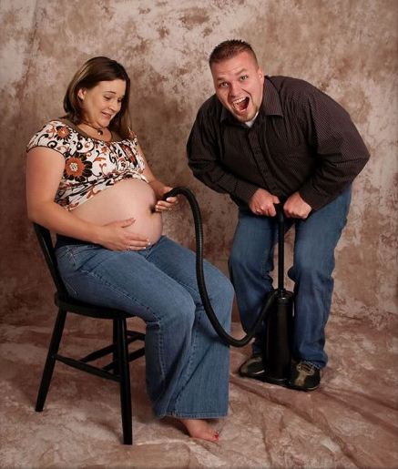 awkward pregnancy photos