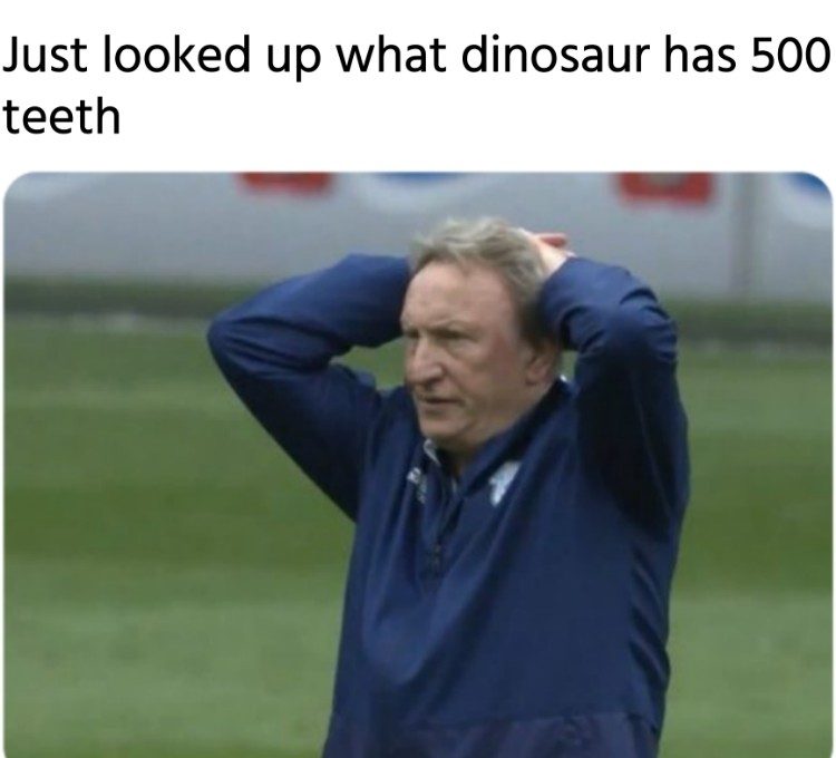 what dinosaur has 500 teeth
