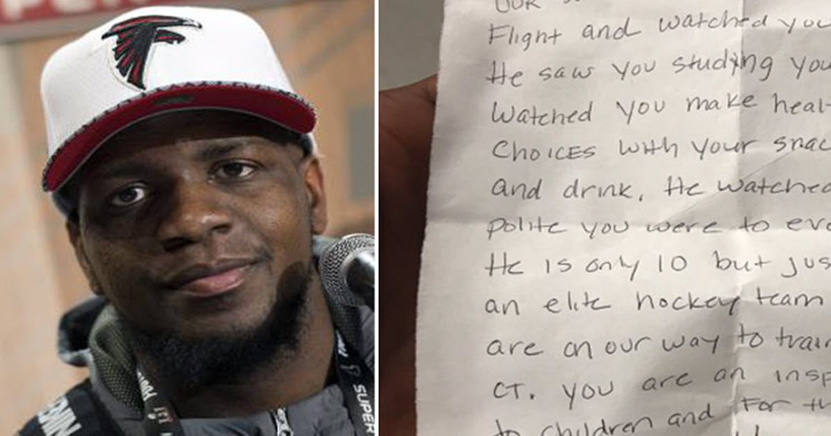 NFL Player Has His Every Move Watched During Flight, Then Family Slips Him This Note…