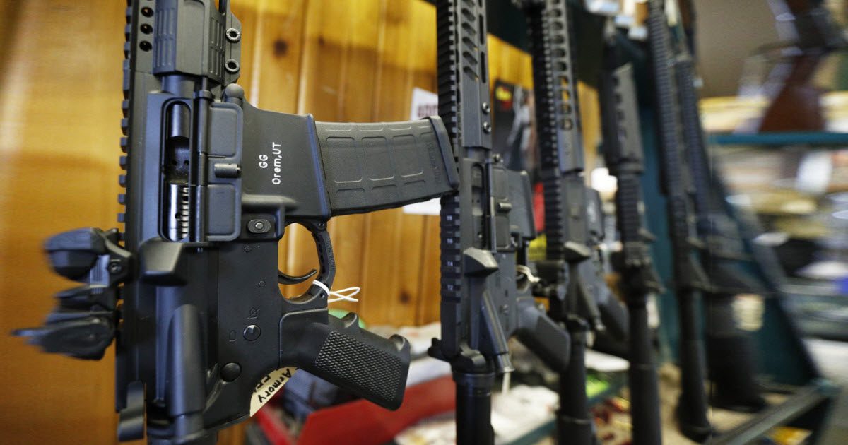 Florida Lawmakers Reject Assault Weapons Ban, Approve Bill Allowing Teachers To Carry Guns