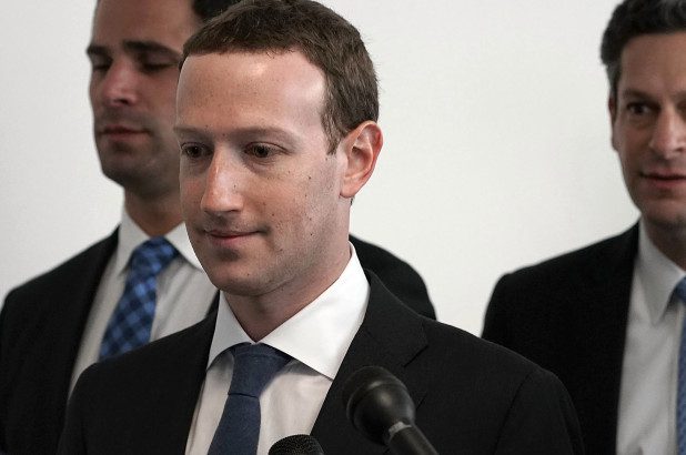 zuckerberg on facebook privacy scandal