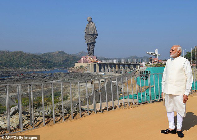 statue of unity funds